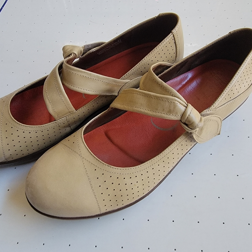 Dansko Women's Mary Jane Shoes